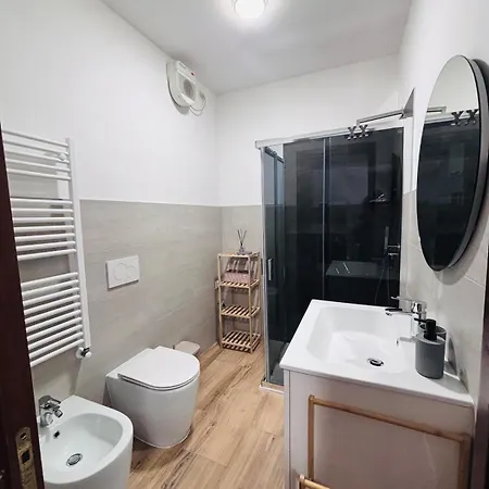 Comfort Terrace And Free Parking Apartment Vicenza